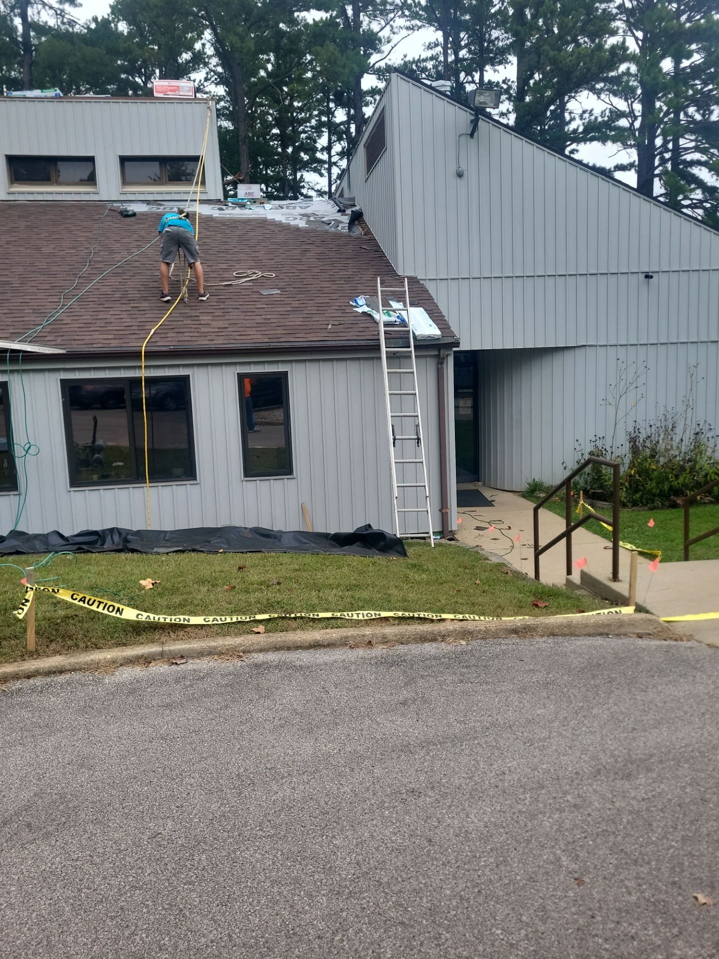 USDA Potosi Ranger District office roof replacement in Potosi, Missouri